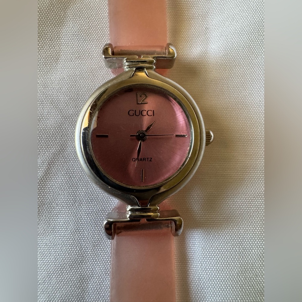 Gucci vintage watch